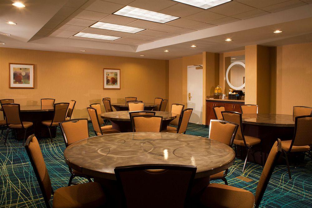 Springhill By Marriott Atlanta Buford/mall Of Georgia 3* Buford