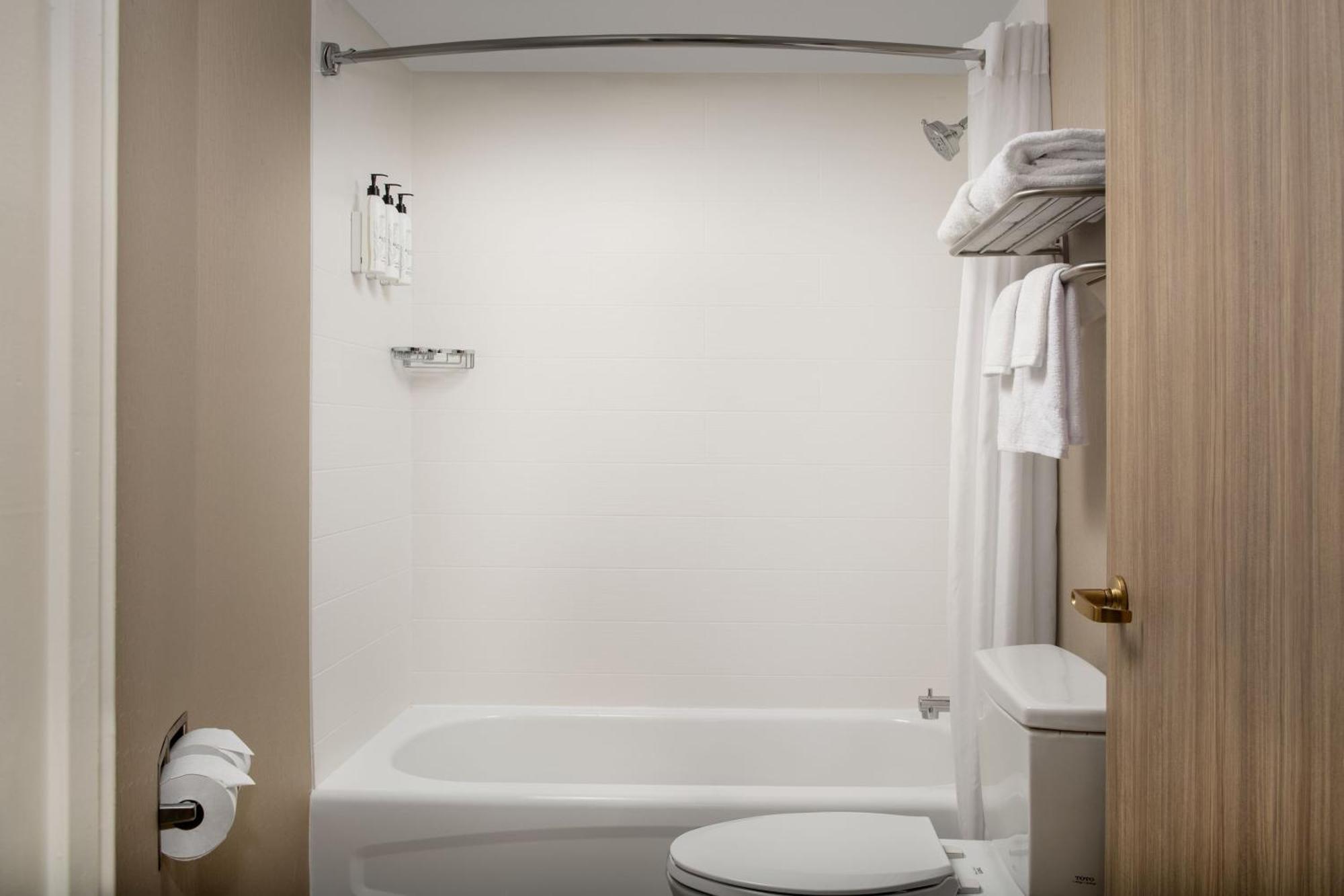 Springhill By Marriott Atlanta Buford/mall Of Georgia Hotel 3*